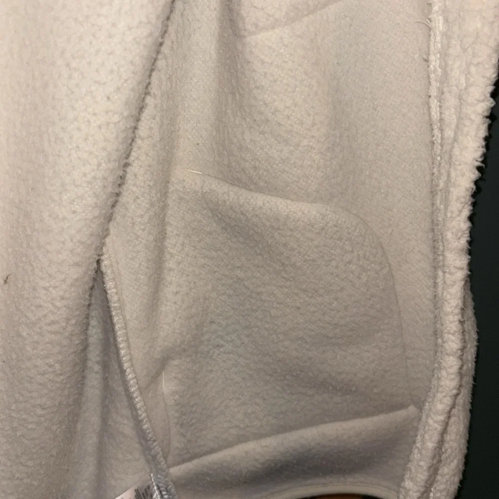 EUC Womens Columbia Sherpa vest Large - Picture 7 of 7